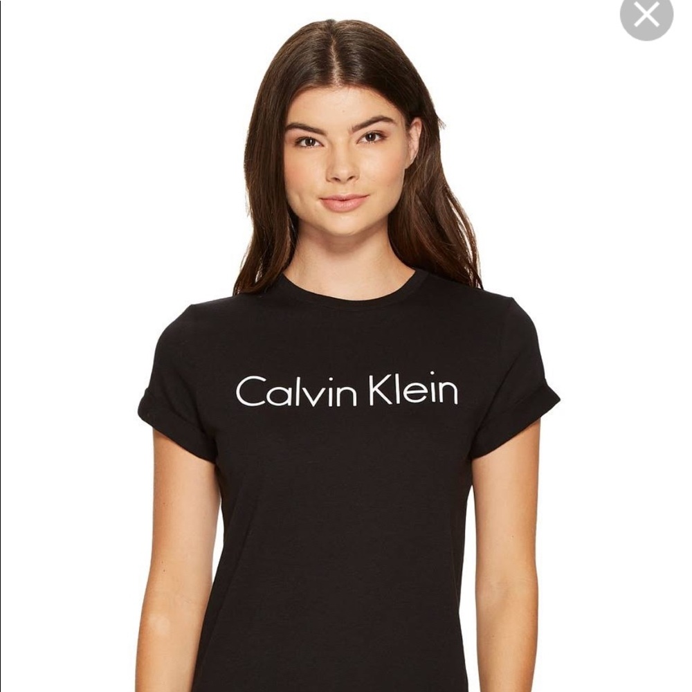 Calvin Klein Tee